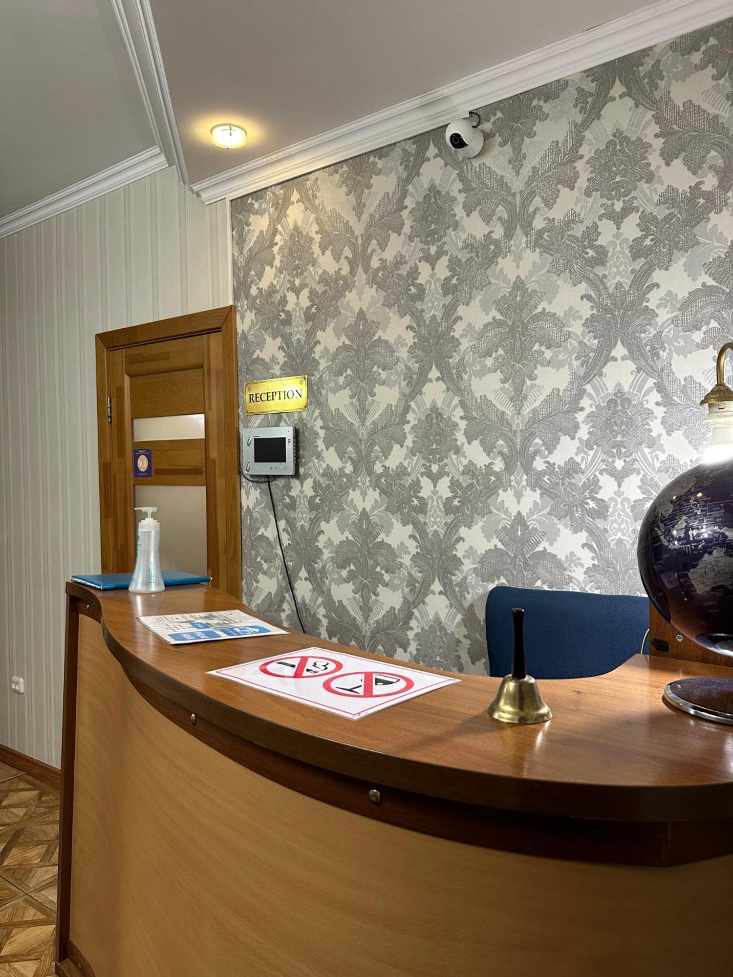 Mini-Hotel Pulsar Astana Exteriör bild